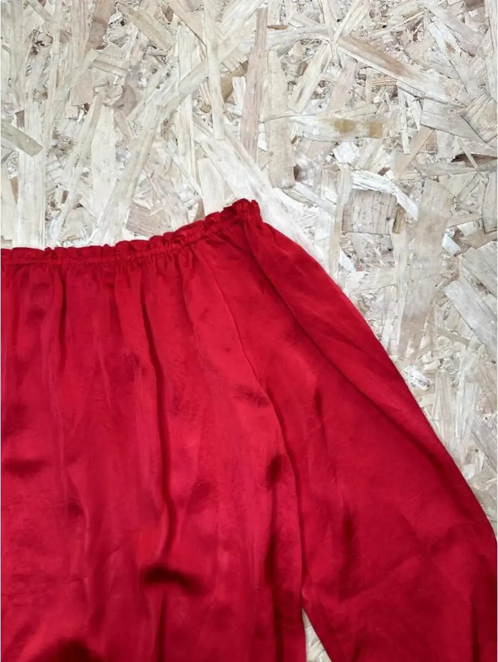 Michael Kors Off The Shoulder Blouse Womens Small Red Smocked Waist Silk Top